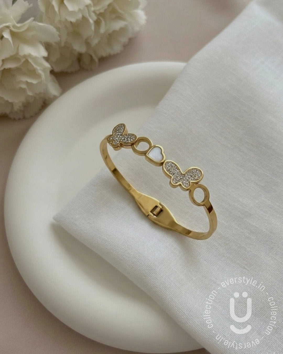 Anti-Tarnish Gold Bangle size Adjustable Medium