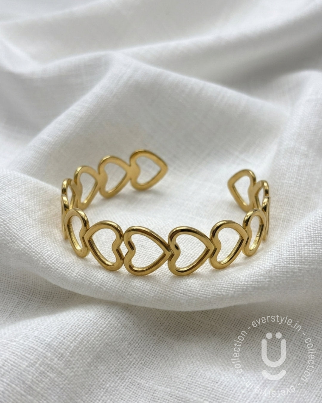 Anti-Tarnish Gold Bangle size Adjustable Medium