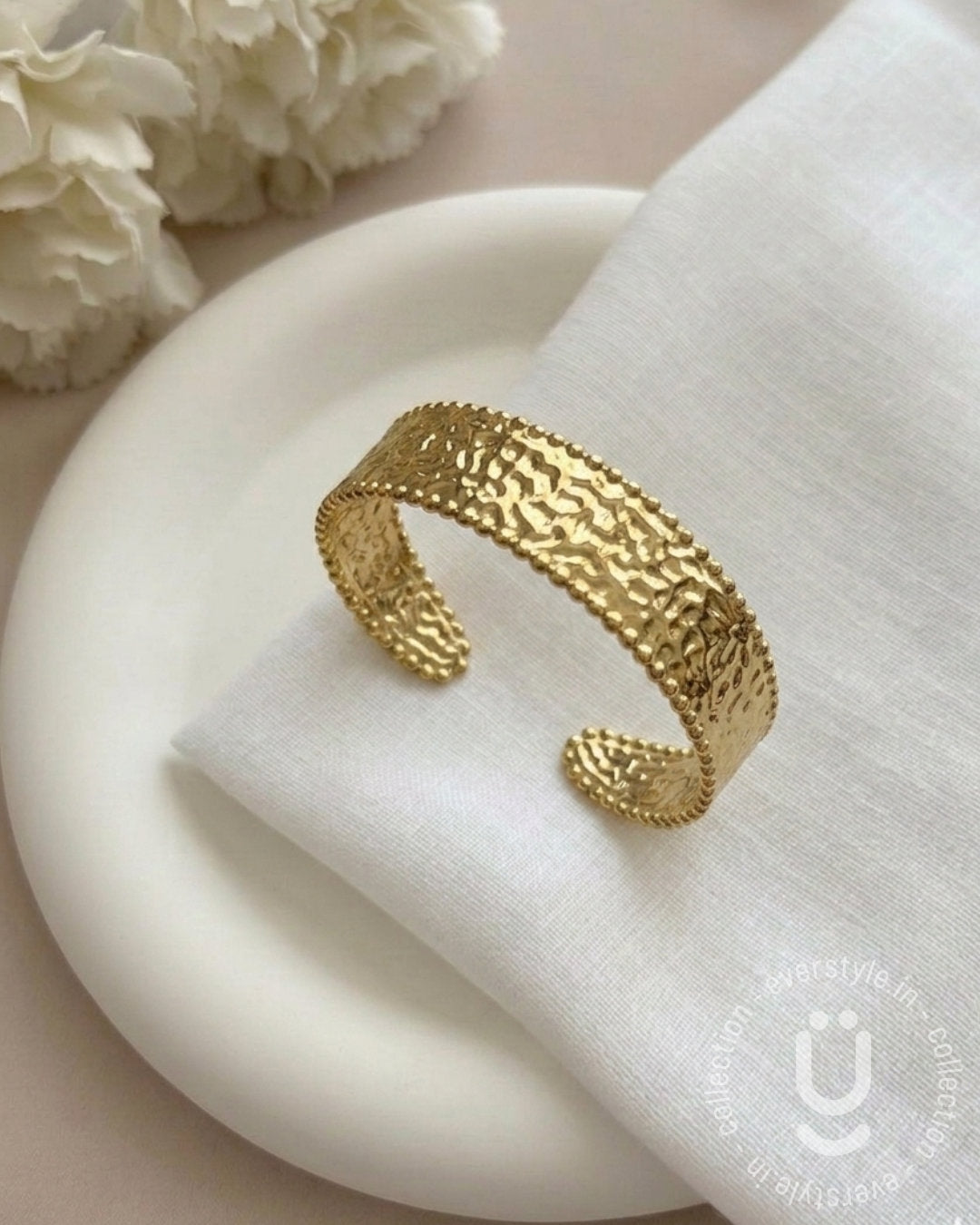 Anti-Tarnish Gold Bangle size Adjustable Size Medium