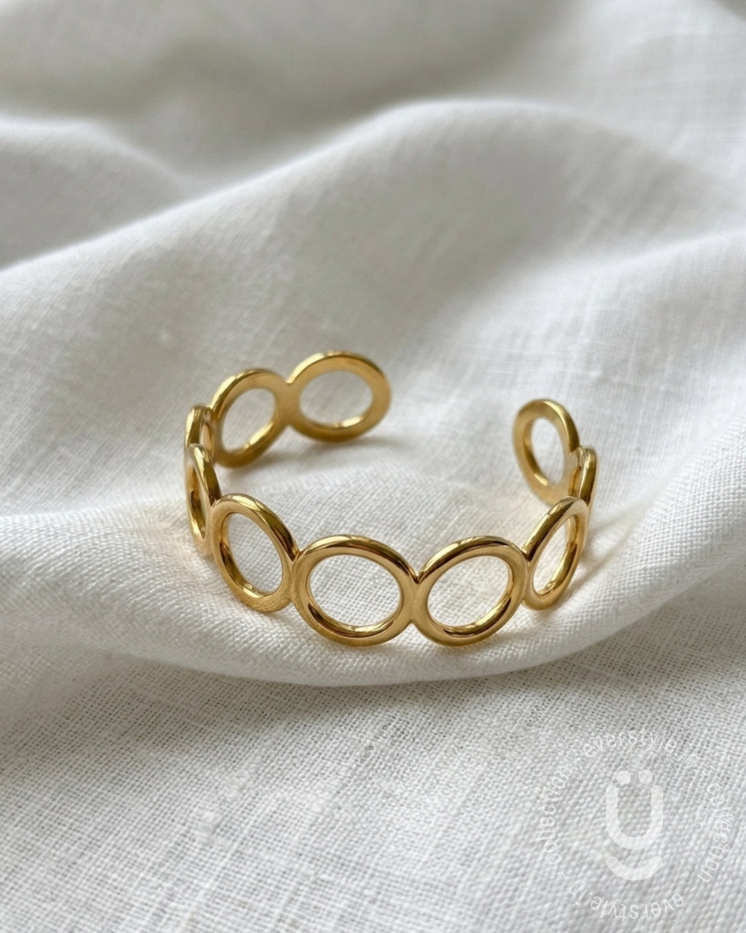 Anti-Tarnish Gold Bangle size Adjustable Size Medium