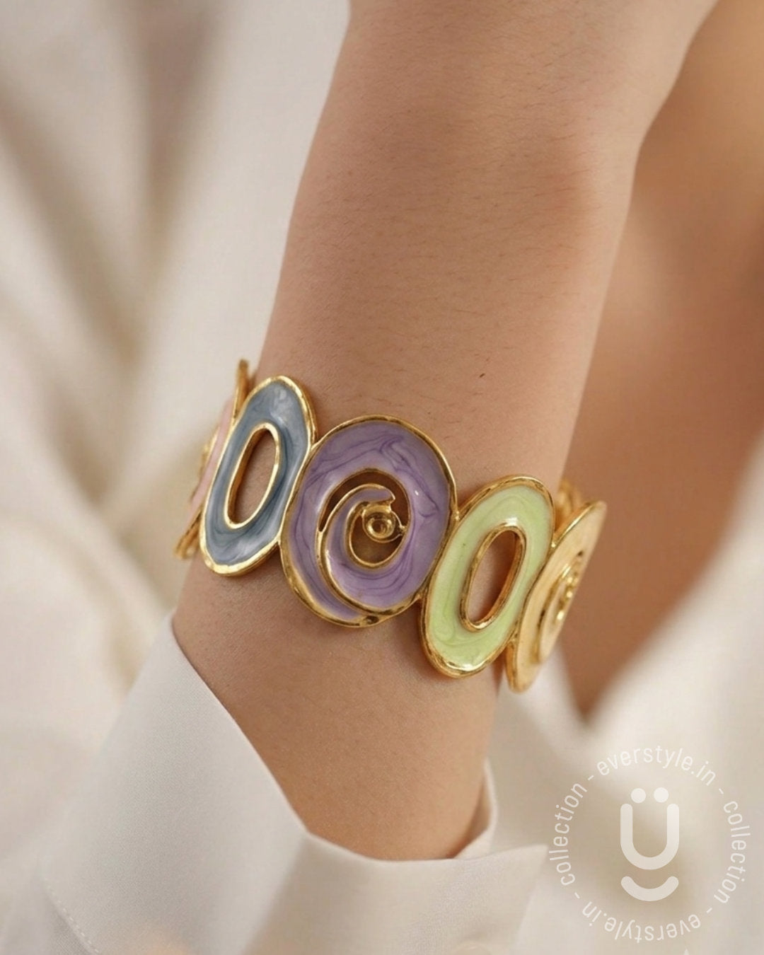 Anti-Tarnish Gold Bangle Adjustable Size Medium