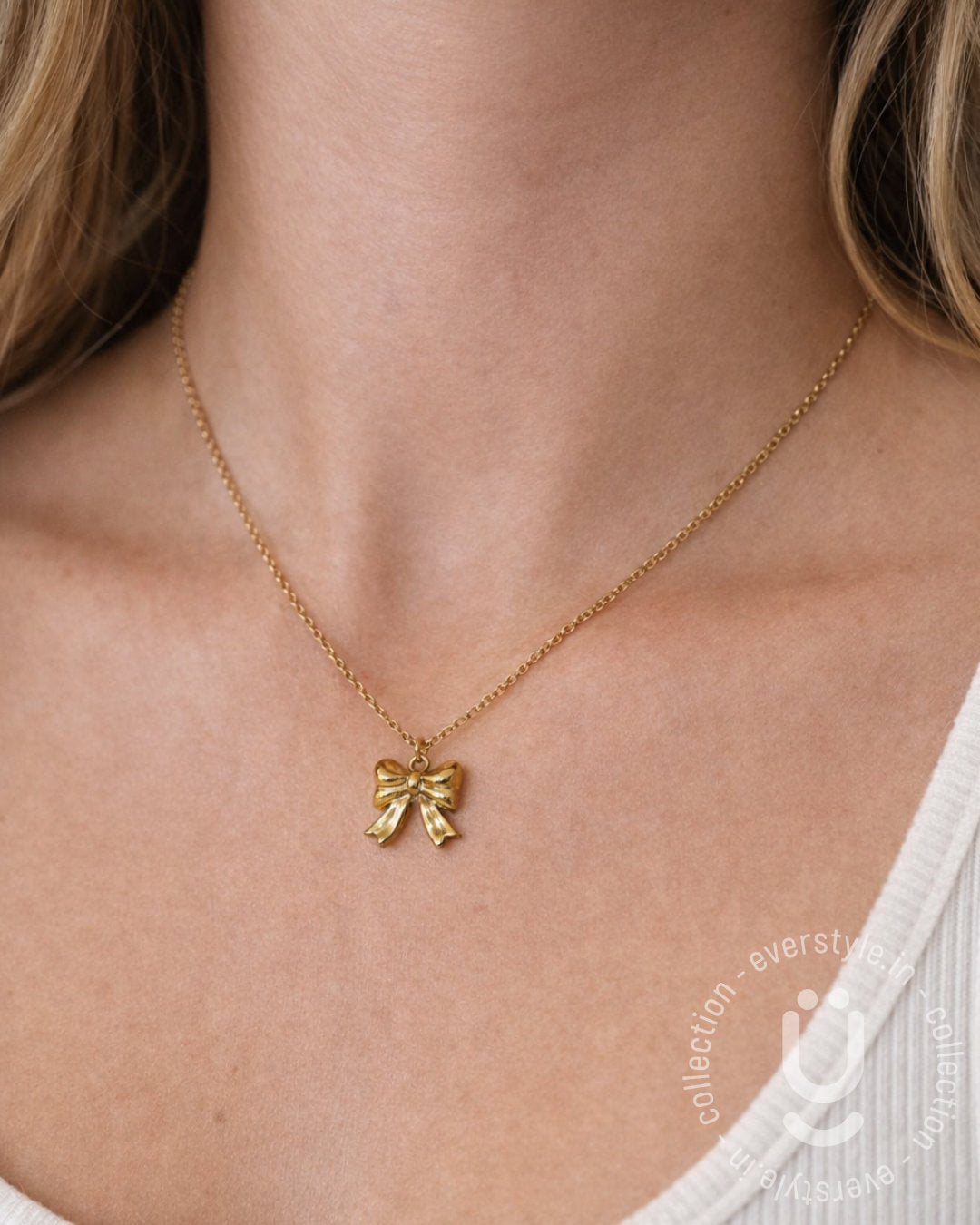 Anti-Tarnish Gold Bow Pendant Necklace