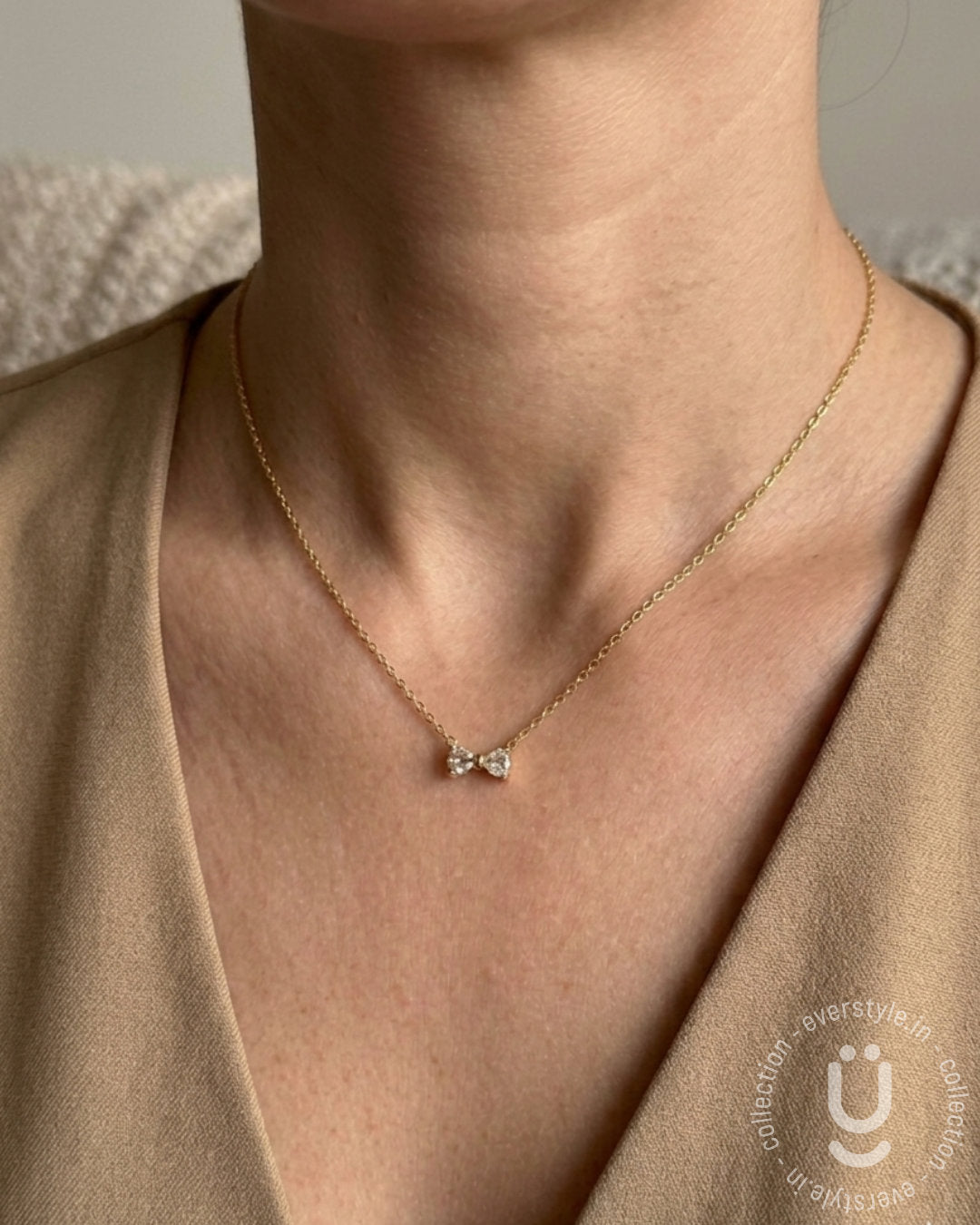 Anti-Tarnish Gold Bow Stone Pendant Necklace