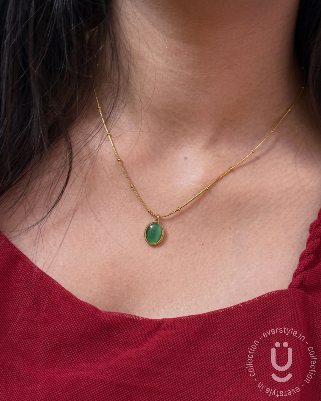 Anti-Tarnish Gold Green Monalisa Stone Pendant Necklace